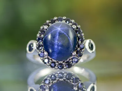 Пръстен със Звезден Сапфир