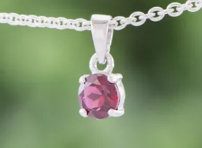 Висулка с Гранат
