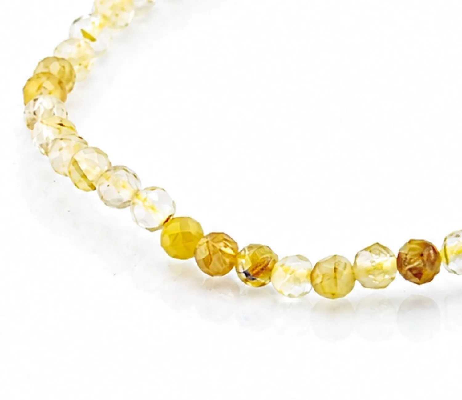 Гривна от рутилов кварц